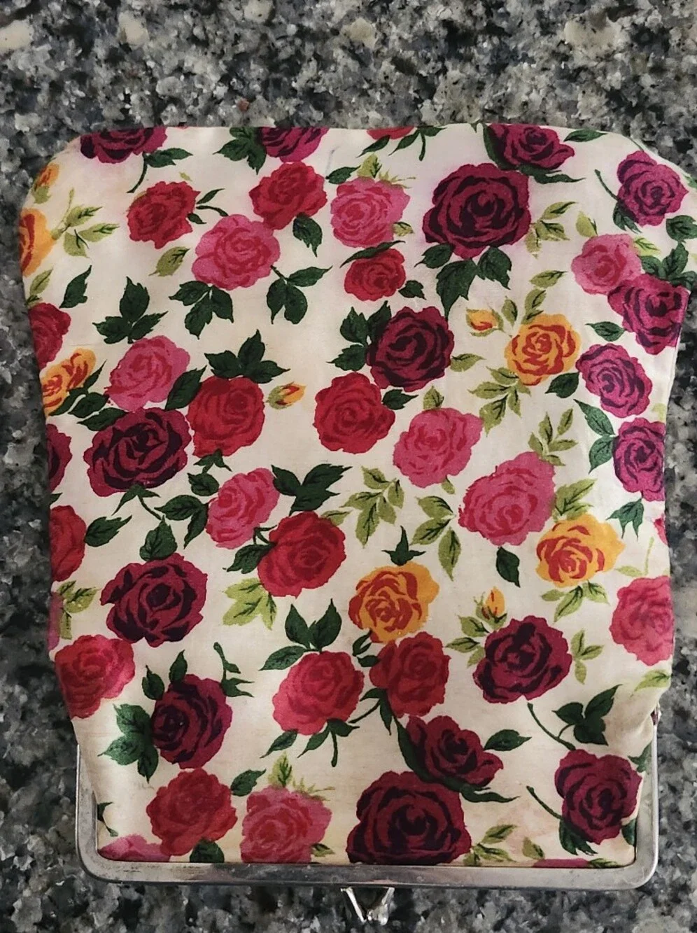 Vtg MCM Celebrity New York Floral Rose Print Kiss-Lock Coin Purse - Pink/Red